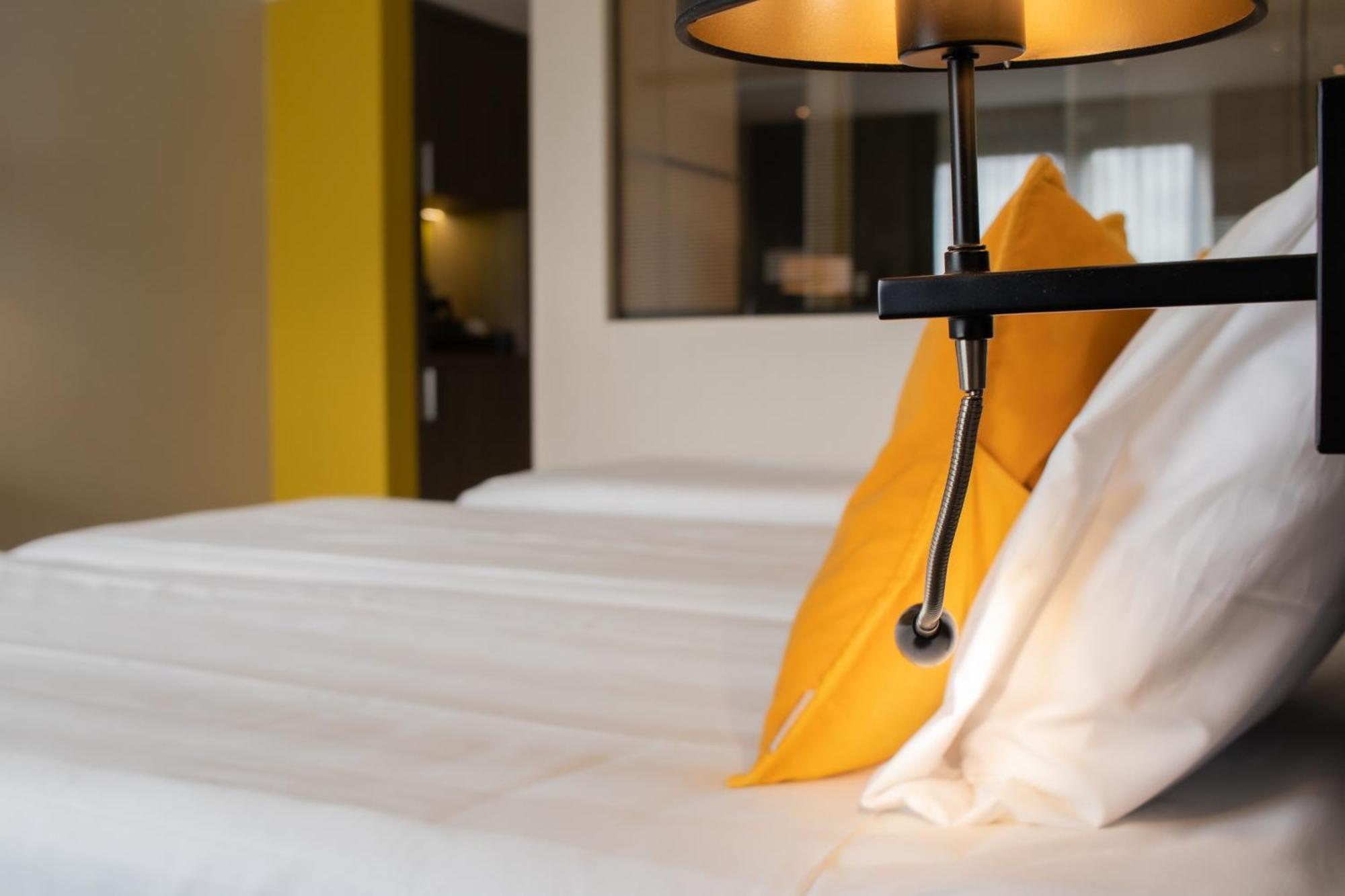 Van Der Valk Hotel Heerlen Oda fotoğraf
